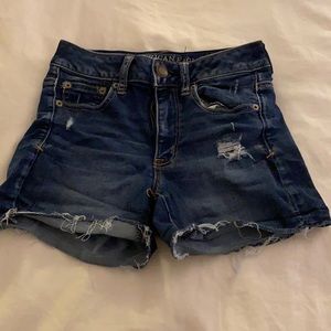 American Eagle Cute Stretchy Denim Jean Shorts!